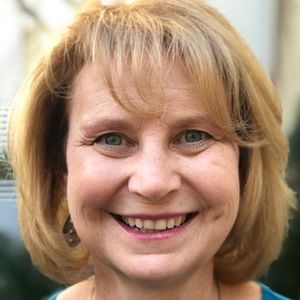 Meet your Posher, Lori